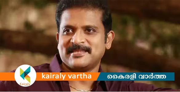 പോക്സോ കേസ്; നടൻ കൂട്ടിക്കൽ ജയചന്ദ്രൻ പൊലീസ് സ്റ്റേഷനിൽ ഹാജരായി