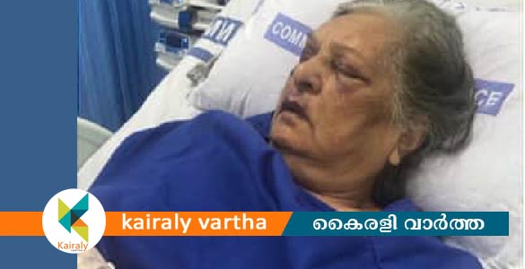 വീൽചെയ‍ർ നൽകിയില്ല; വിമാനത്താവളത്തിൽ വീണ വയോധികയ്ക്ക് പരിക്ക്