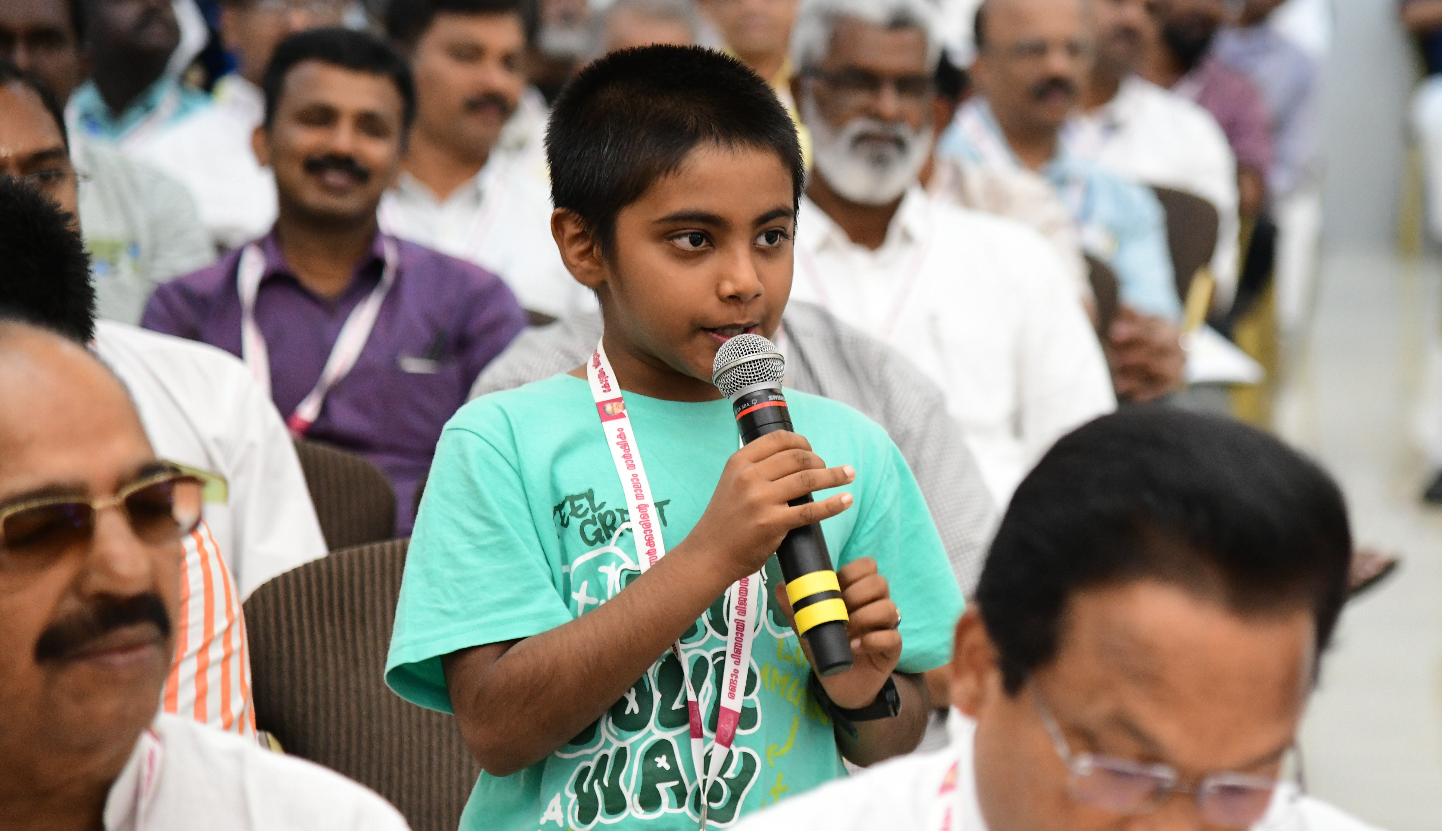 'പിണറായി അങ്കിളേ...': മുഖ്യമന്ത്രിയോട് ചോദ്യങ്ങളുമായി നാലാം ക്ളാസുകാരൻ