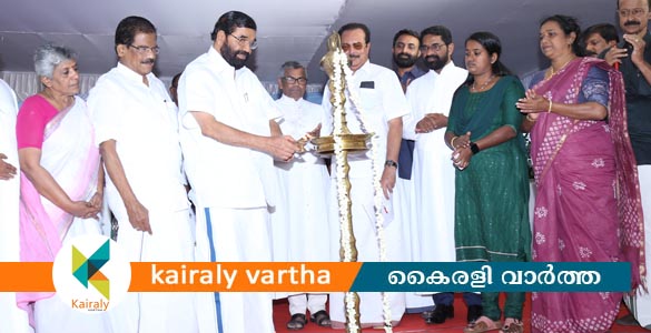 ഏറ്റുമാനൂരിന്റെ ചിരകാലാഭിലാഷം പൂവണിയുന്നു; മിനി സിവിൽ സ്‌റ്റേഷന് തറക്കല്ലിട്ടു