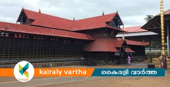 തിരക്ക് നിയന്ത്രിക്കാൻ എന്ന വ്യാജേന ഭക്തരെ പീഡിപ്പിക്കുന്നുവെന്ന് പരാതി: സംഭവം ഏറ്റുമാനൂർ ക്ഷേത്രത്തിൽ