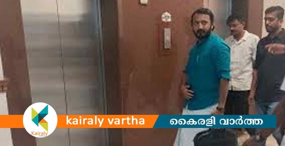 നേതാക്കളുടെ താക്കീത് ലംഘിച്ച് രാഹുല്‍ മാങ്കൂട്ടത്തില്‍ നിയമസഭയിലെത്തി