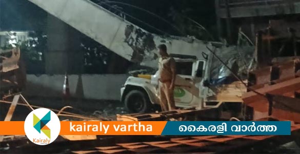 ആലപ്പുഴയിൽ പിക്കപ്പ് വാനിന് മുകളിൽ ​ഗർഡർ വീണ് ഡ്രൈവർ മരിച്ചു