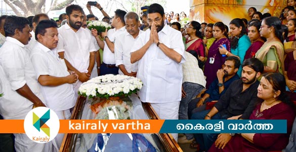 തഹസില്&zwj;ദാര്&zwj; എസ്.എന്&zwj;. അനില്&zwj;കുമാറിന് നഗരം വിടചൊല്ലി