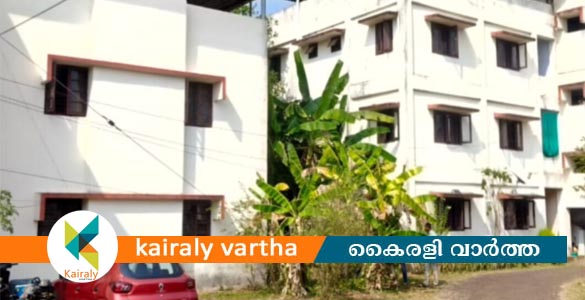 പുതുപ്പളളിയിലെ ക്വാട്ടേഴ്&zwnj;സുകളില്&zwj; മോഷണം; നൂറുപവനോളം സ്വര്&zwj;ണവും പണവും നഷ്ടമായി