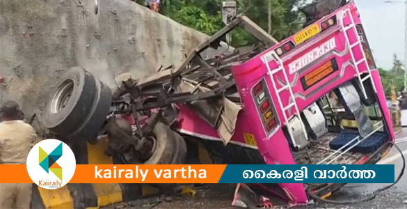 കുറ്റിപ്പുറം ബസ് അപകടത്തിന്റെ കാരണം അമിത വേഗമെന്ന് എം.വി.ഡി റിപ്പോര്&zwj;ട്ട്