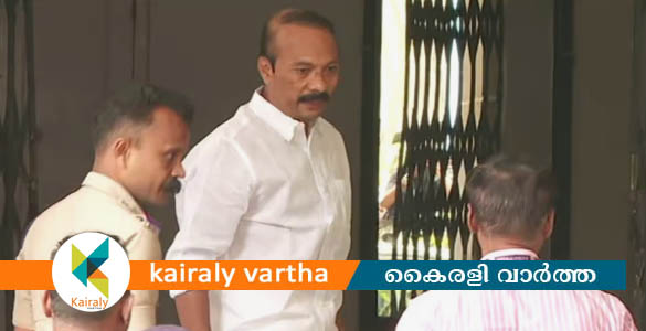 ശബരിമല സ്വർണക്കൊള്ള; പി എസ് പ്രശാന്തിനെ മെഡി. കോളേജ് ആശുപത്രിയിൽ പ്രവേശിപ്പിച്ചു